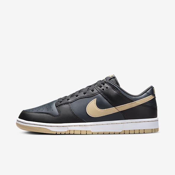 Low Top Shoes. Nike